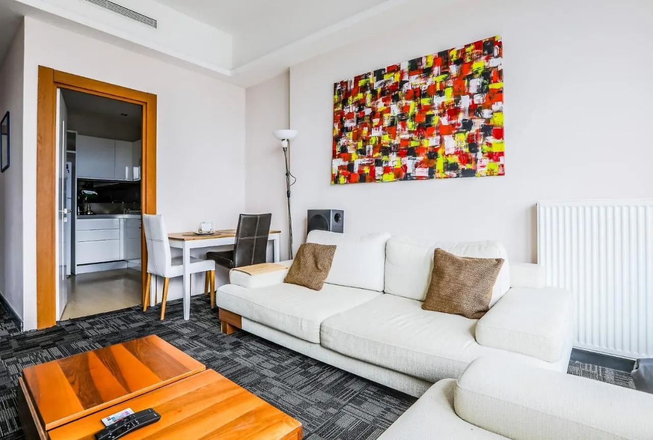 Fully Furnished Flat With Security In Atasehir Apartman Isztambul Törökország
