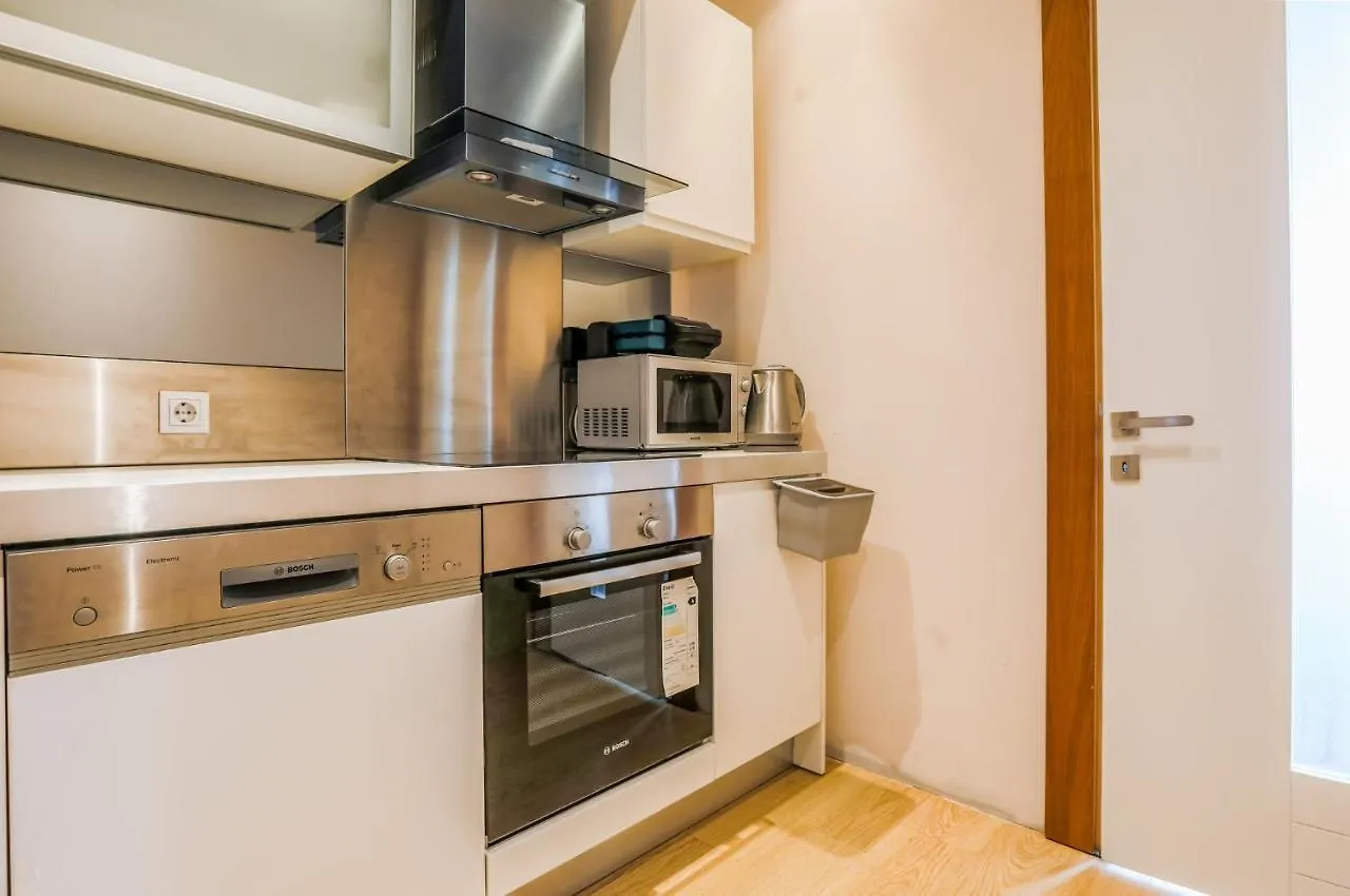Fully Furnished Flat With Security In Atasehir Apartman Isztambul